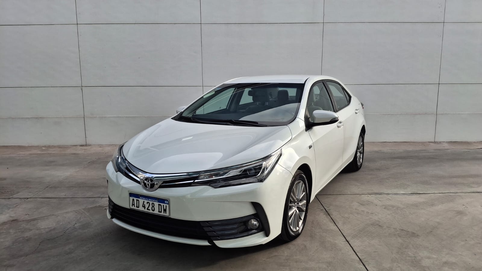 TOYOTA COROLLA XEI PACK 1.8 6MT