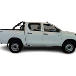 uct-hilux-dx-vista-06